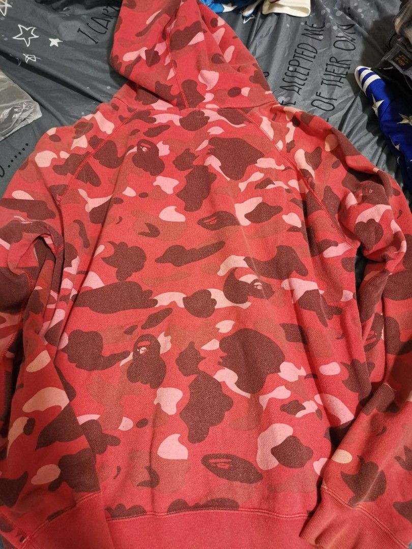 Bape red clearance camo sweatshirt