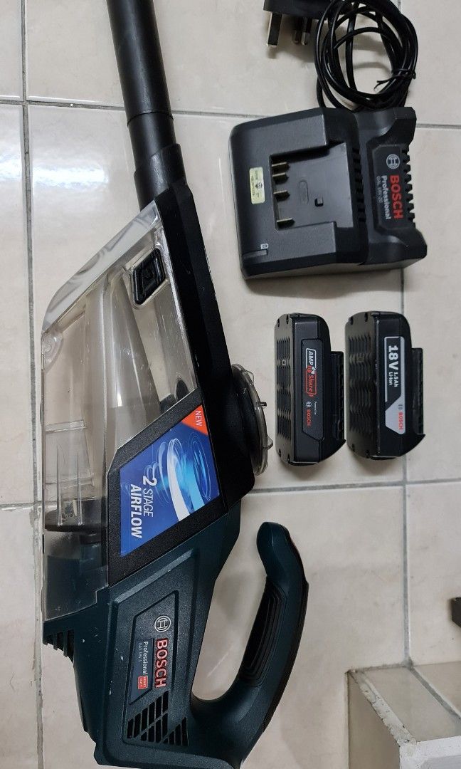 Bosch cordless vacuum with extra battery, TV & Home Appliances, Vacuum
