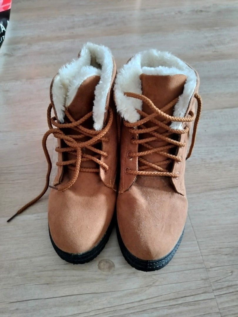 Fur lined boots womens outlet