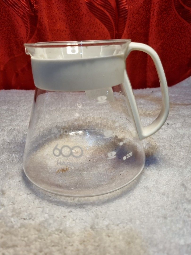 Bundle Glass Coffee Server Set (Category: Coffee & Tea Tableware) located in Paombong. Submitted by sweetdeals0181656 (Listing ID 1274237764, Image 3). Description: All items are made of glass. Includes Hario Coffee Dripper Microwaveable Glass Server. Shipping of item is recommended via lalamove to ensure safety of delivery and handling..