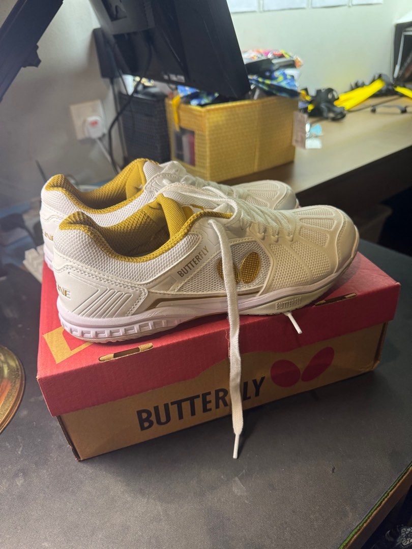 Gold yellow store shoes