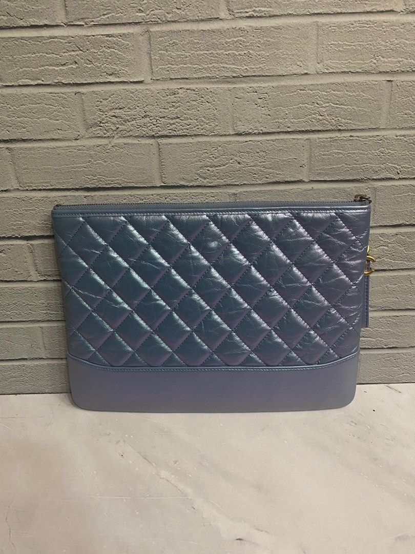 CHANEl clutch lambskin #27 light blue GHW Size 28x21 Card hollogram @22,5
