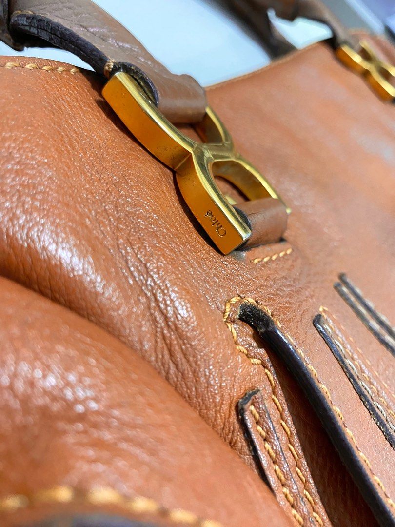 Chloe Marcie Bag Large (Category: Luxury Bags & Wallets) located in San Juan City. Submitted by peachgochujang (Listing ID 1274354162, Image 2). Description: Original Chloe bag, overall in good condition, no issues, except for the slight discoloration on handles.