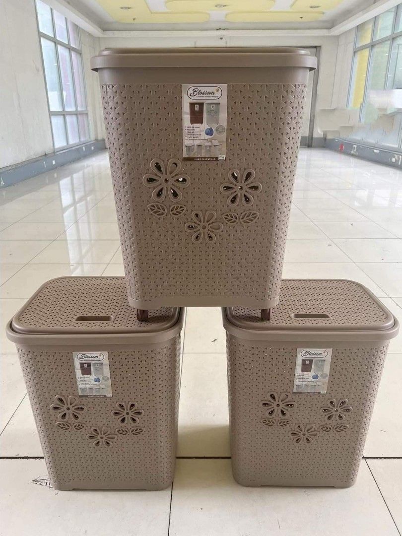 Choco Color Laundry Basket (Category: Storage Boxes & Baskets) located in Manila. Submitted by tindahanniatelizcehl (Listing ID 1274377740, Image 1). Description: .
