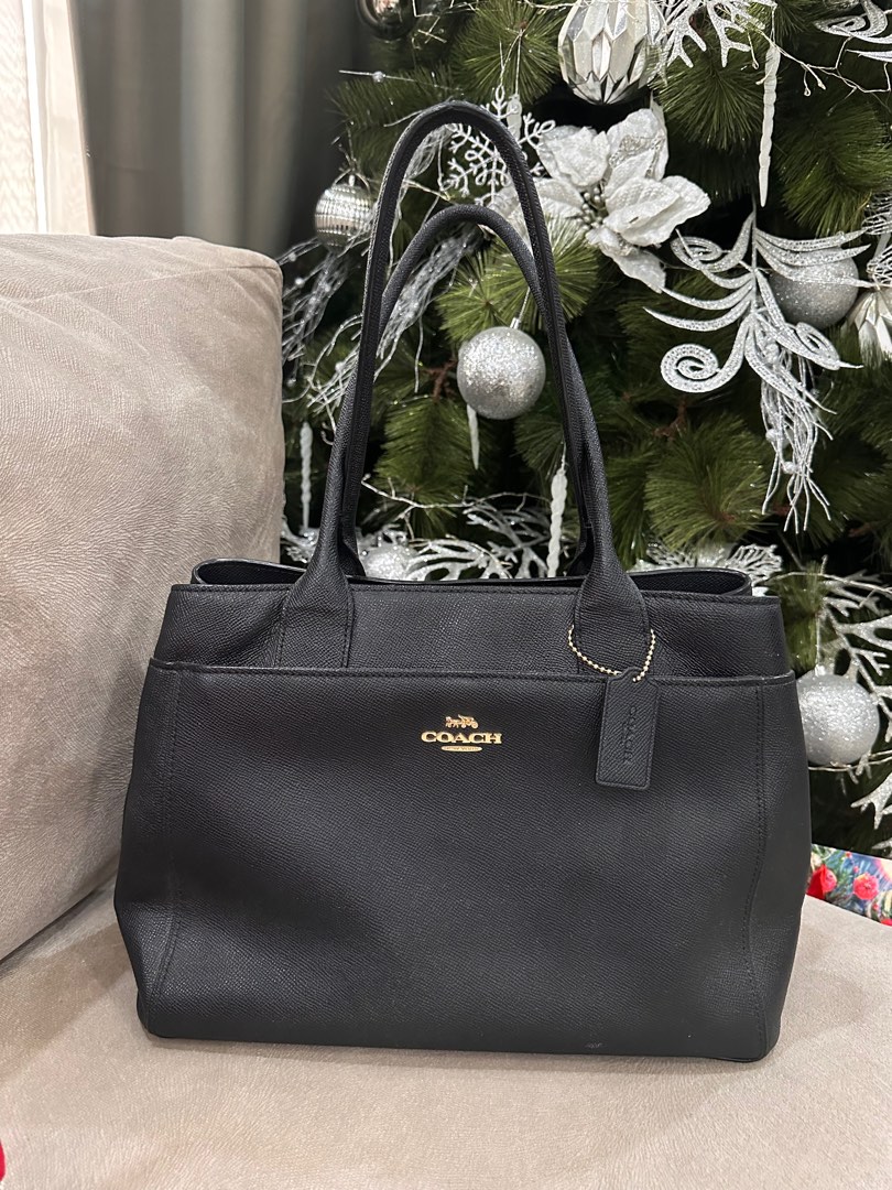 Casey tote 2025 coach