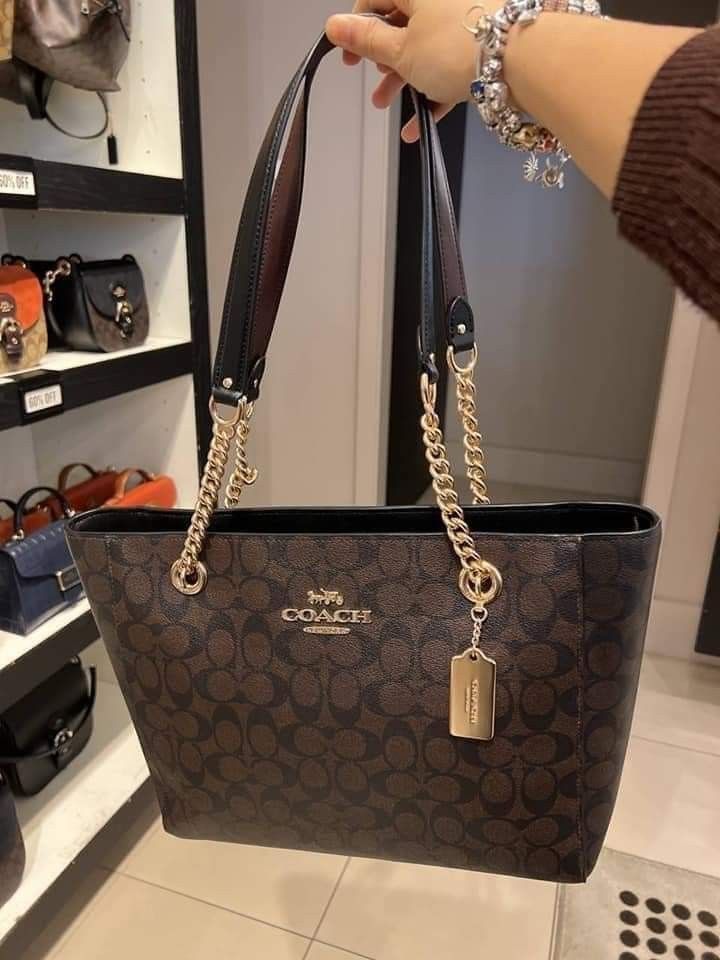 Coach discount tote chain