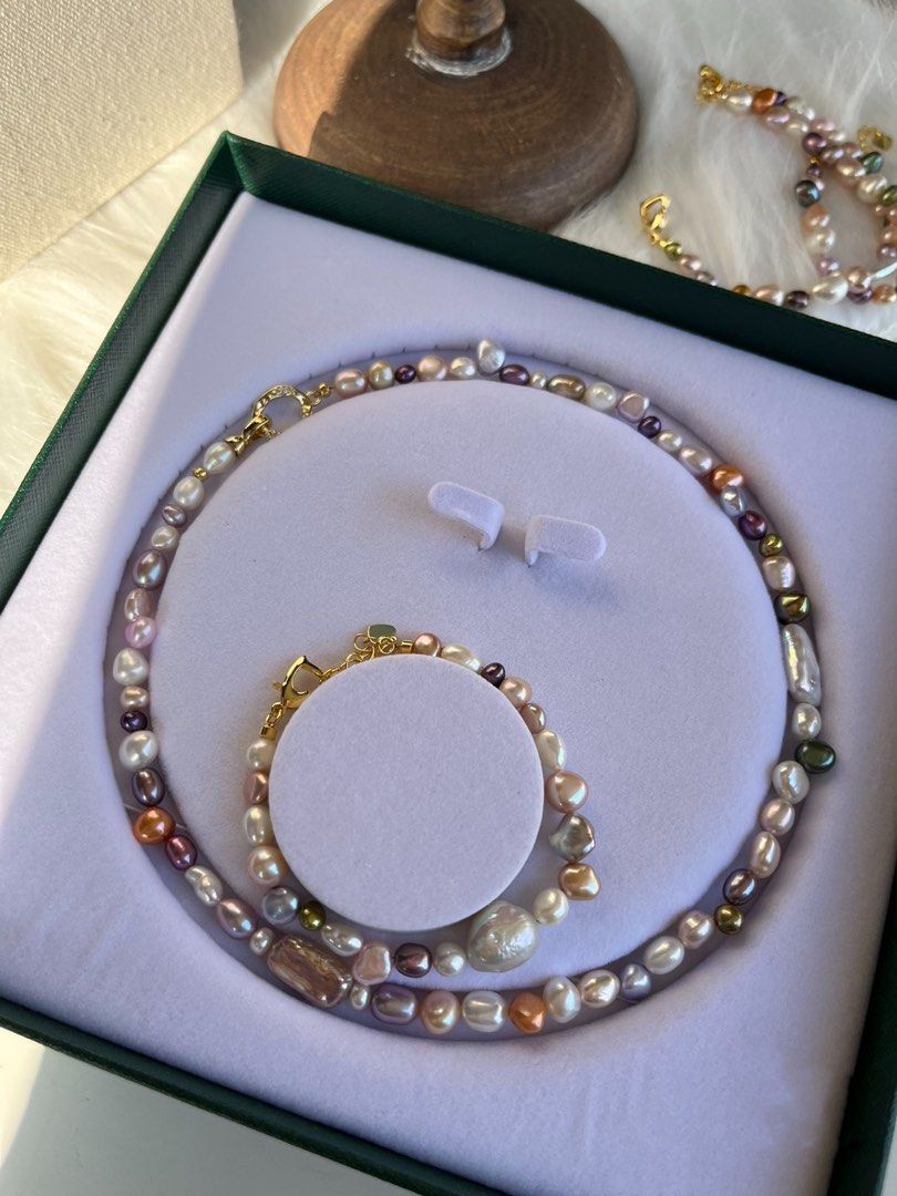 Freshwater pearl necklace hot sale and bracelet set