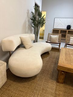 (Category: ) located in . Submitted by gracebuyer (Listing ID 1274331916, Image 1). Description: .