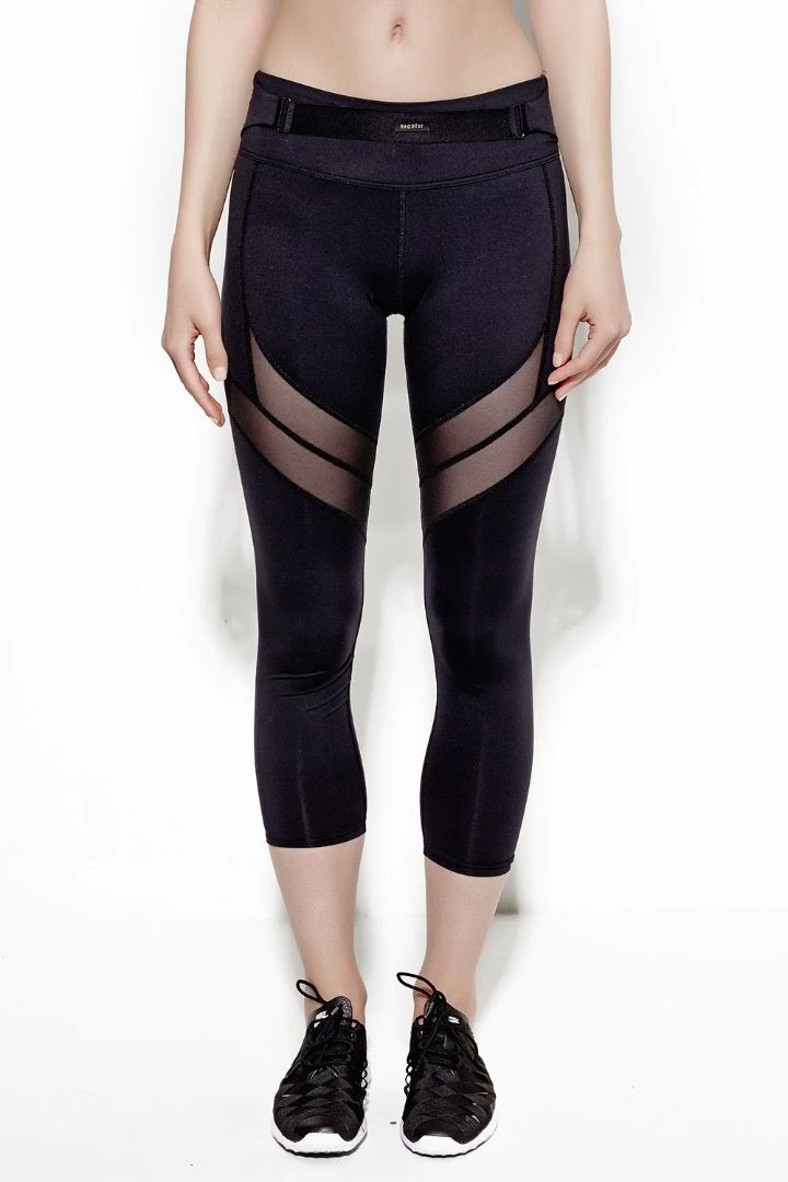 DAQUINI INDA BLACK CROP LEGGINGS SIZE L Women s Fashion Activewear on Carousell