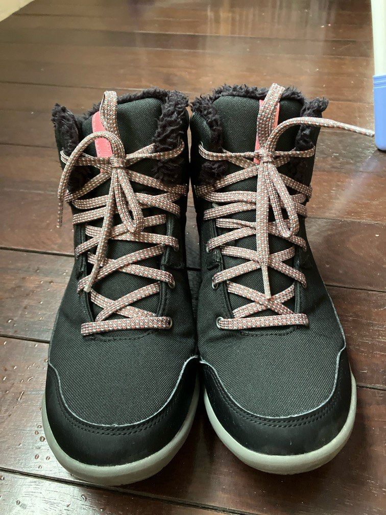 Decathlon Quechua winter shoes