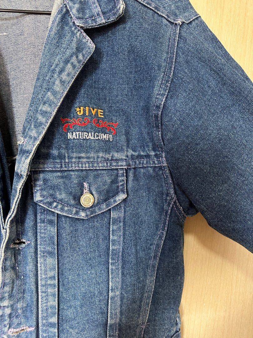 denim jacket with patches (Category: Coats, Jackets and Outerwear) located in Pasig City. Submitted by danda24 (Listing ID 1274284522, Image 2). Description: up to med frame.
