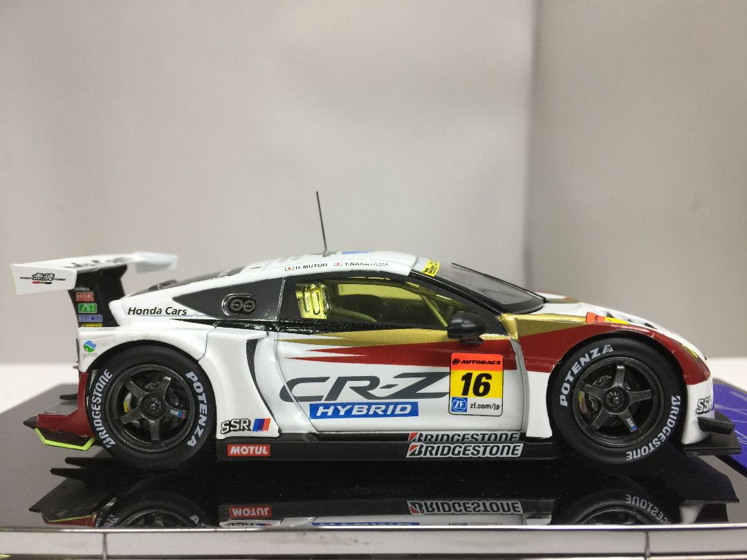 エブロ 1/43 無限 CR-Z GT SGT300 2013チャンピオン 1 43 ミニカー