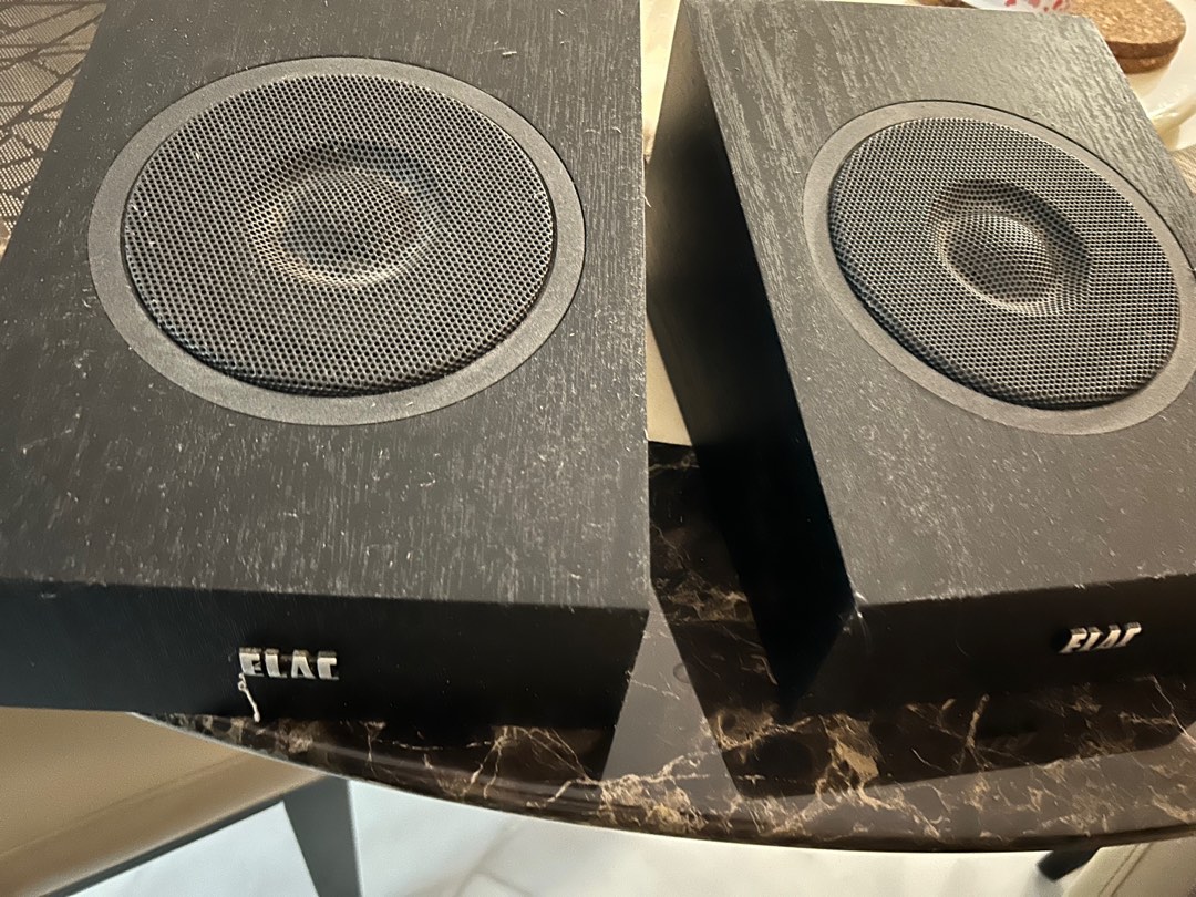 Elac a4 top