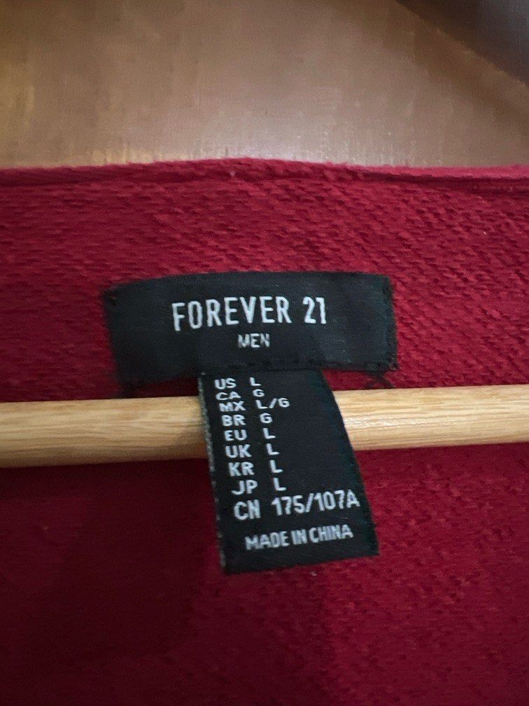 Red hoodie online forever 21