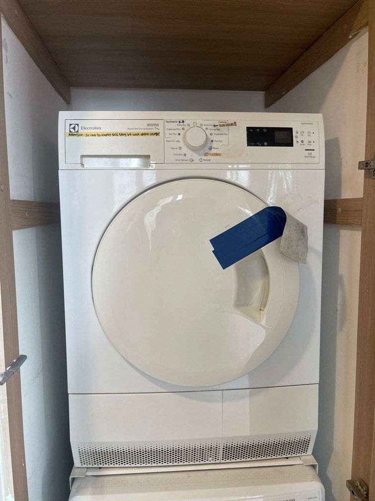 Free dryer door neeed tape to close, TV & Home Appliances, Washing