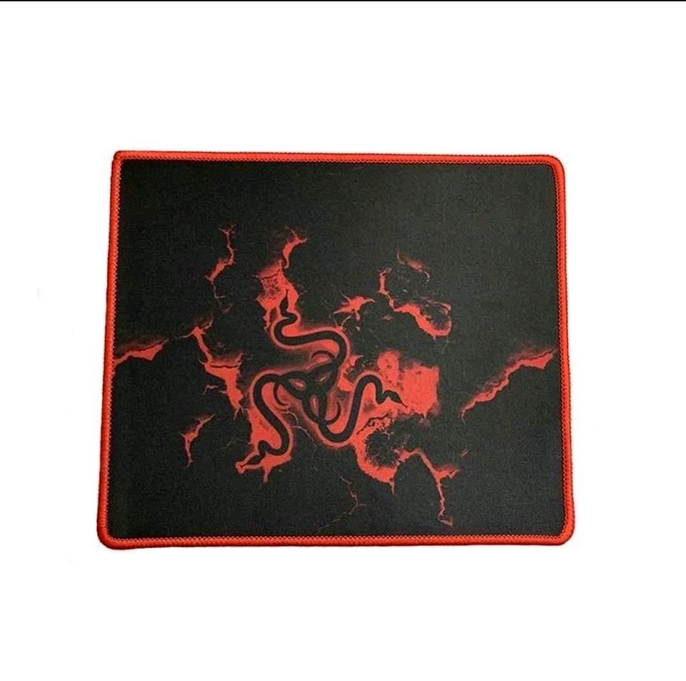 Gaming Mouse pad | L11 Razer Mousepad | Soft Mouse pad (Category: Mouse & Mousepads) located in Cavite. Submitted by re.shoppe (Listing ID 1274314698, Image 1). Description: 𝗕𝗥𝗔𝗡𝗗𝗡𝗘𝗪❗❗❗ Soft and flexible Mouse pad Color: Black with Red Size：25 cm x 20 cm Material: Natural Rubber, Cloth Non-Slip Rubber Base 💸MoP: Gcash or COD 📌for pick-up or delivery only 🏍️ same day delivery via lalamove 📍 Location: Imus Cavite.