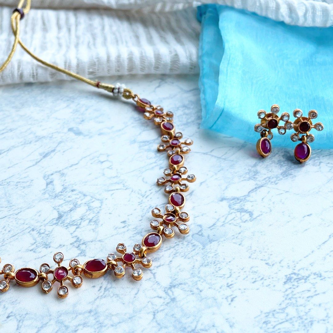 Choker necklace indian best sale jewelry gold