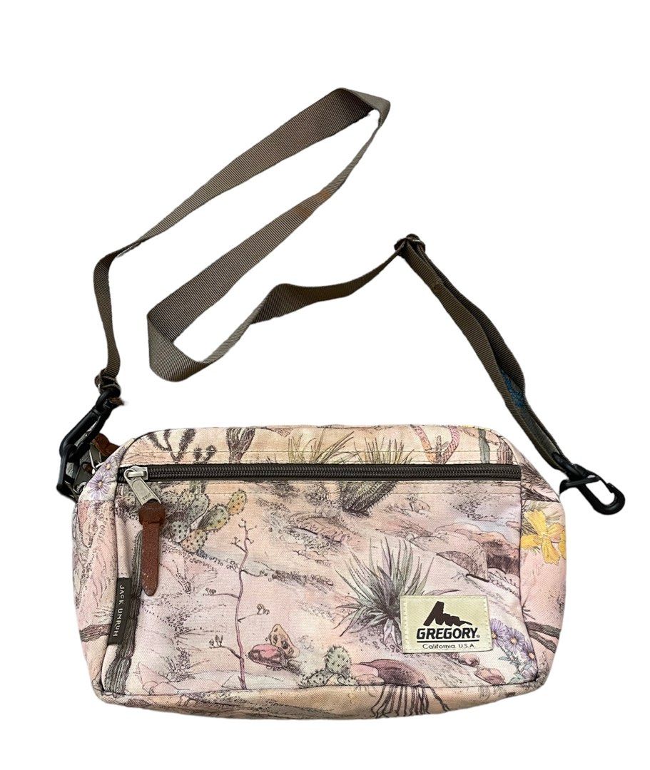 Padded hot sale sling bag
