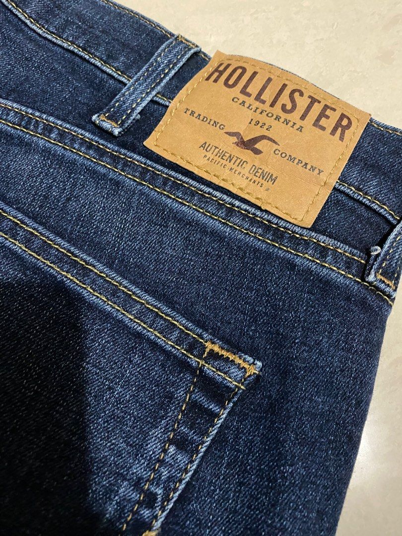 Hollister Jeans Men s Fashion Bottoms Jeans on Carousell