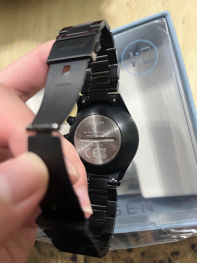 Holst sales hybrid smartwatch