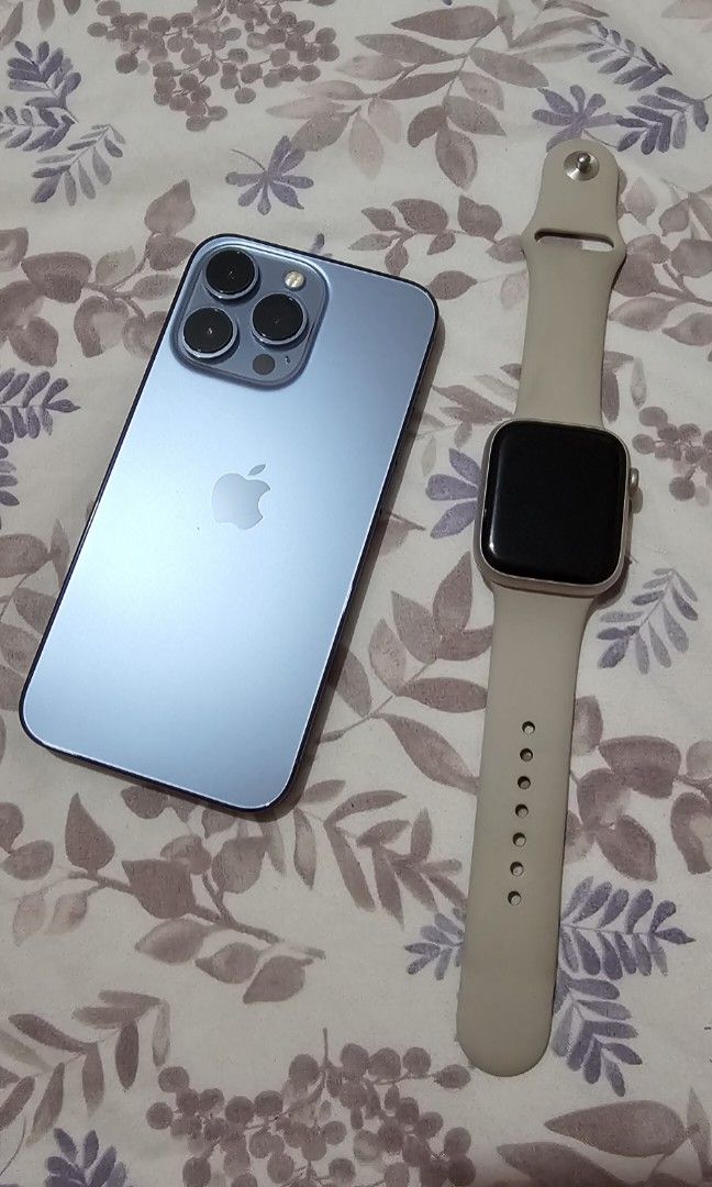 Apple watch and iphone 11 sales bundle