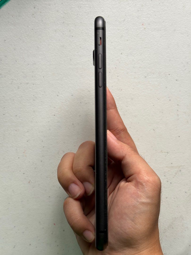 iPhone 8 Plus Black (Category: iPhone 8 Series) located in Bulacan. Submitted by swiftyhaven.co (Listing ID 1274188681, Image 3). Description: FOR SALE iPhone 8 Plus Black 64gb NTC FU ₱7,000 All parts original Never been opened No hidden issues Can do meet-up/LBC cod or cop.