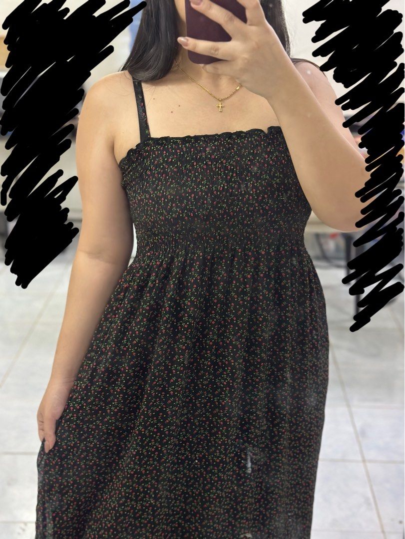 Joie & I black floral smocked chiffon maxi dress (Category: Dresses) located in San Simon. Submitted by mariellepangilinan (Listing ID 1274334795, Image 1). Description: New, washed only Mahaba sakin 😭 Adjustable straps Smocked.