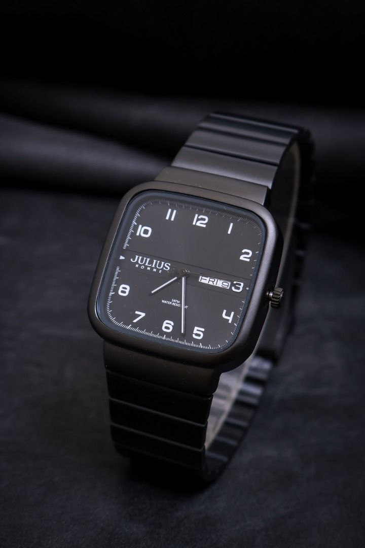 Rutherford carbon series discount black stainless steel watch