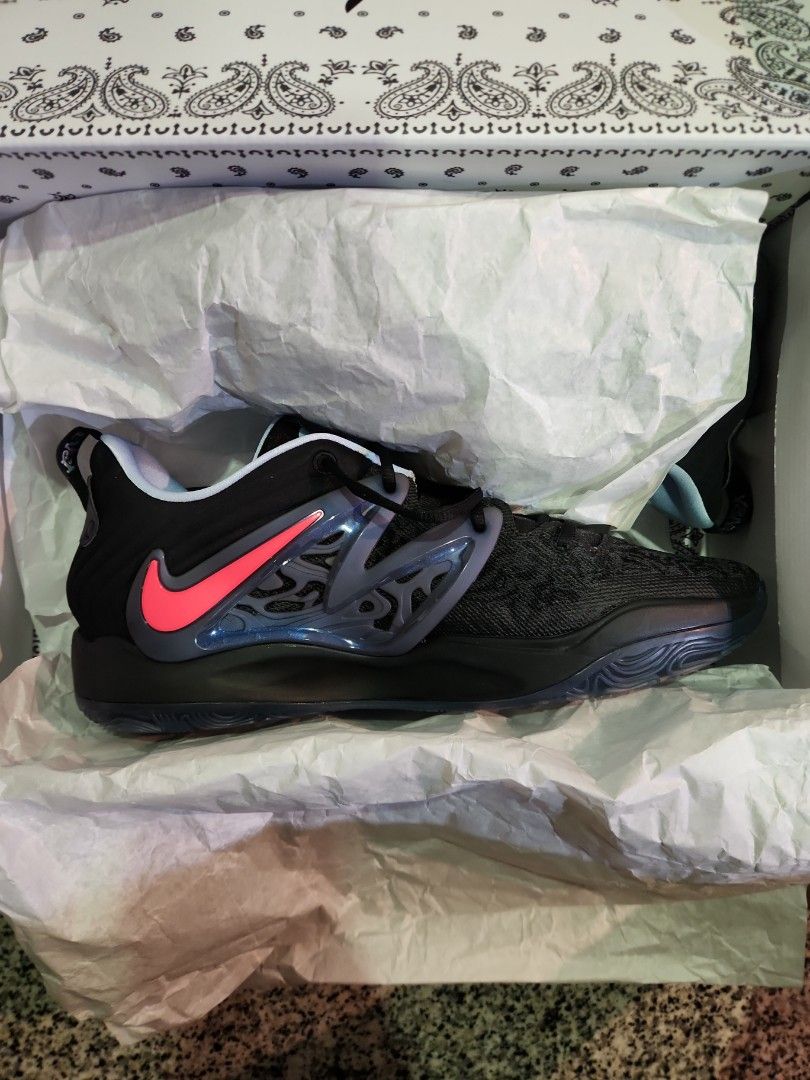 Kd 15 (my roots), Men's Fashion, Footwear, Sneakers on Carousell