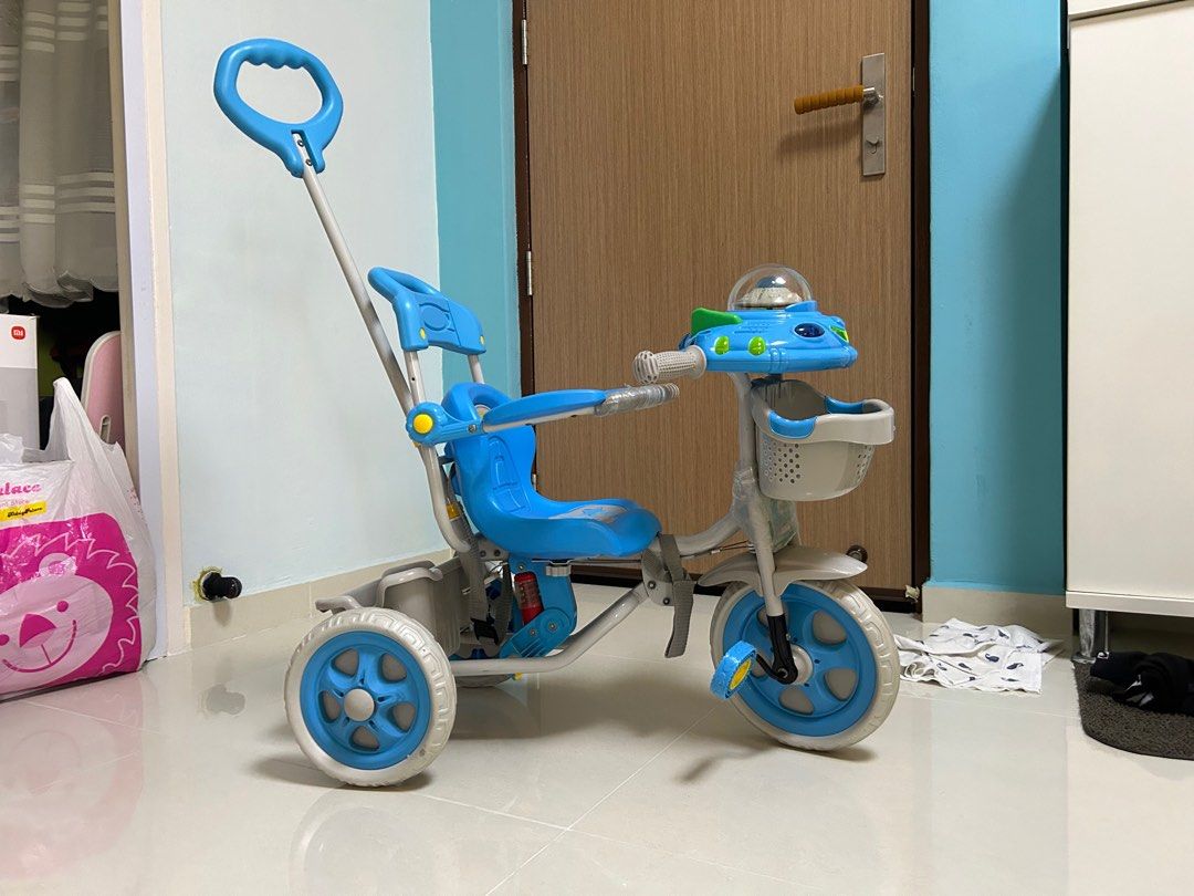 Kiddy outlet palace tricycle