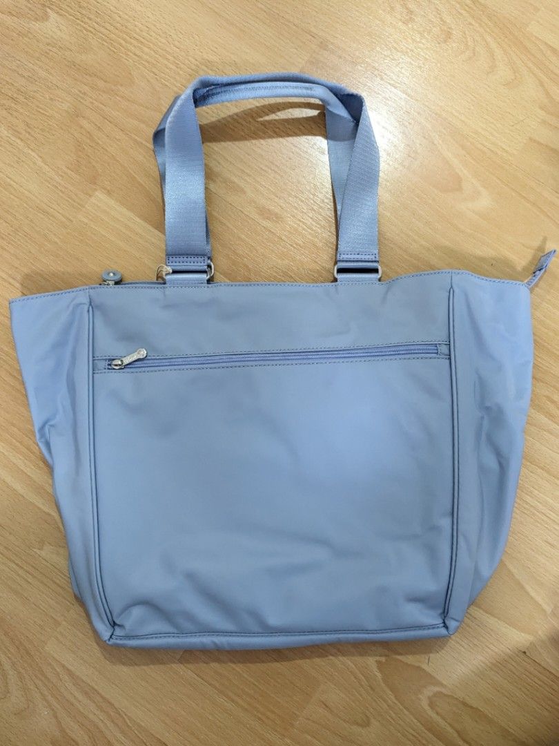 Kipling basic plus shop capsule asia ewo