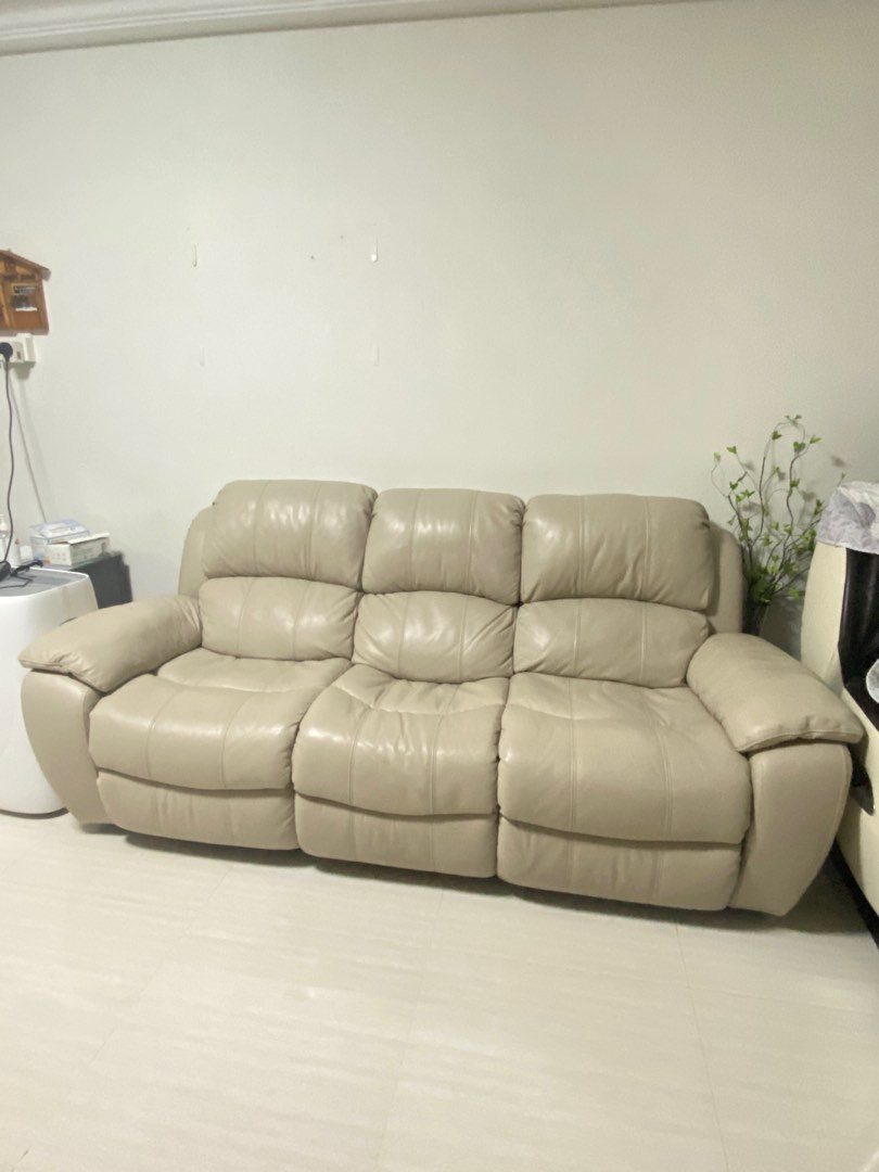 Kuka recliner best sale sofa price