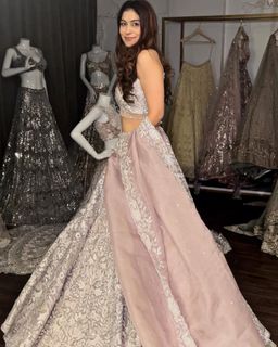 (Category: ) located in . Submitted by jr.fashion. (Listing ID 1274282029, Image 1). Description: .