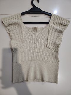 (Category: ) located in . Submitted by lovepreloved2015 (Listing ID 1274264360, Image 1). Description: .