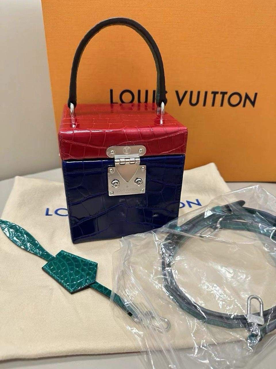 Louis vuitton red box bag store