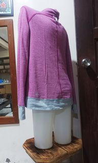 (Category: ) located in . Submitted by lulu.lemon.thrift (Listing ID 1274315761, Image 1). Description: .