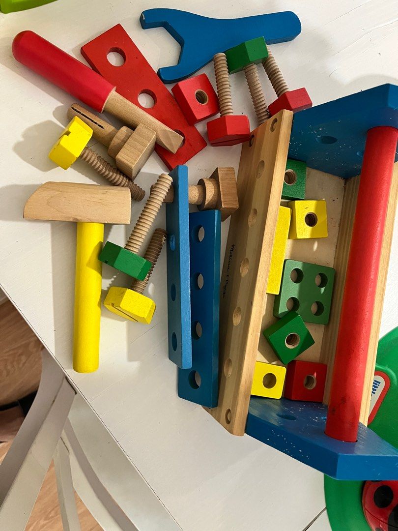 Melissa and doug new arrivals wooden tool set