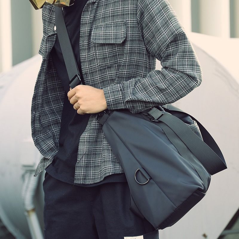 Mens carry clearance on shoulder bag