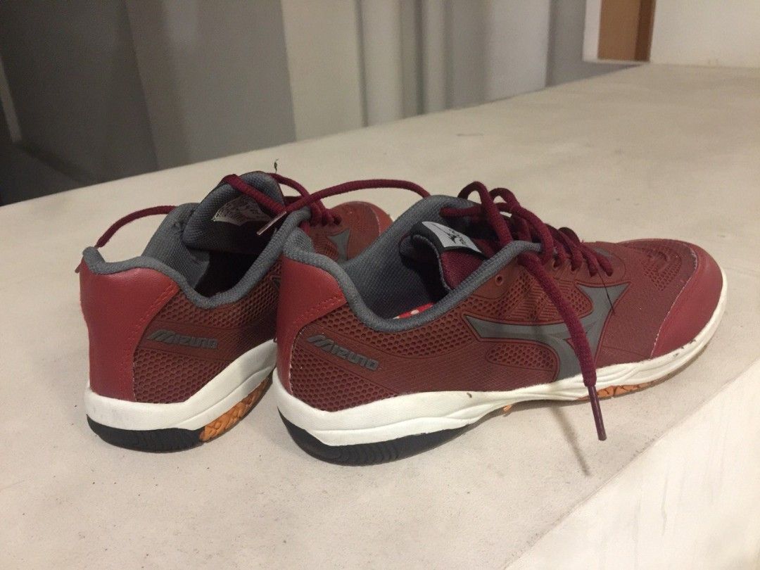 Maroon colour sports shoes sale