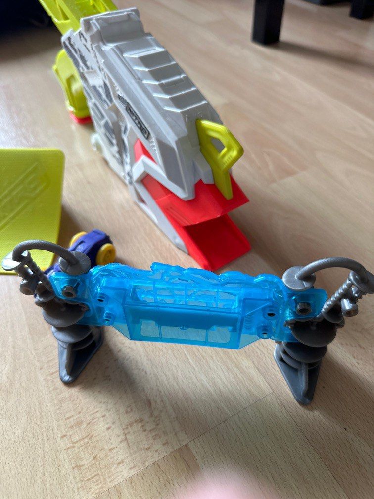 Nerf nitro with car, ramp, and obstacle, Hobbies & Toys, Toys & Games