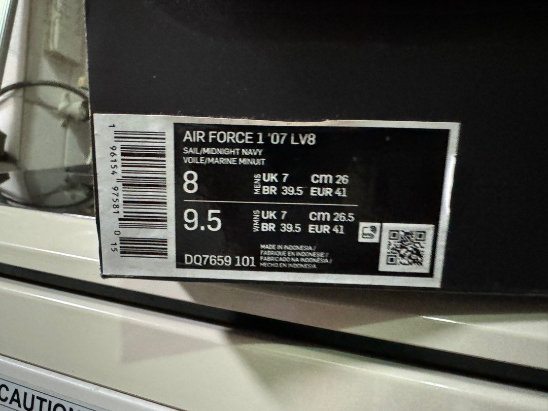 Air force 1 clearance lv8 size 9