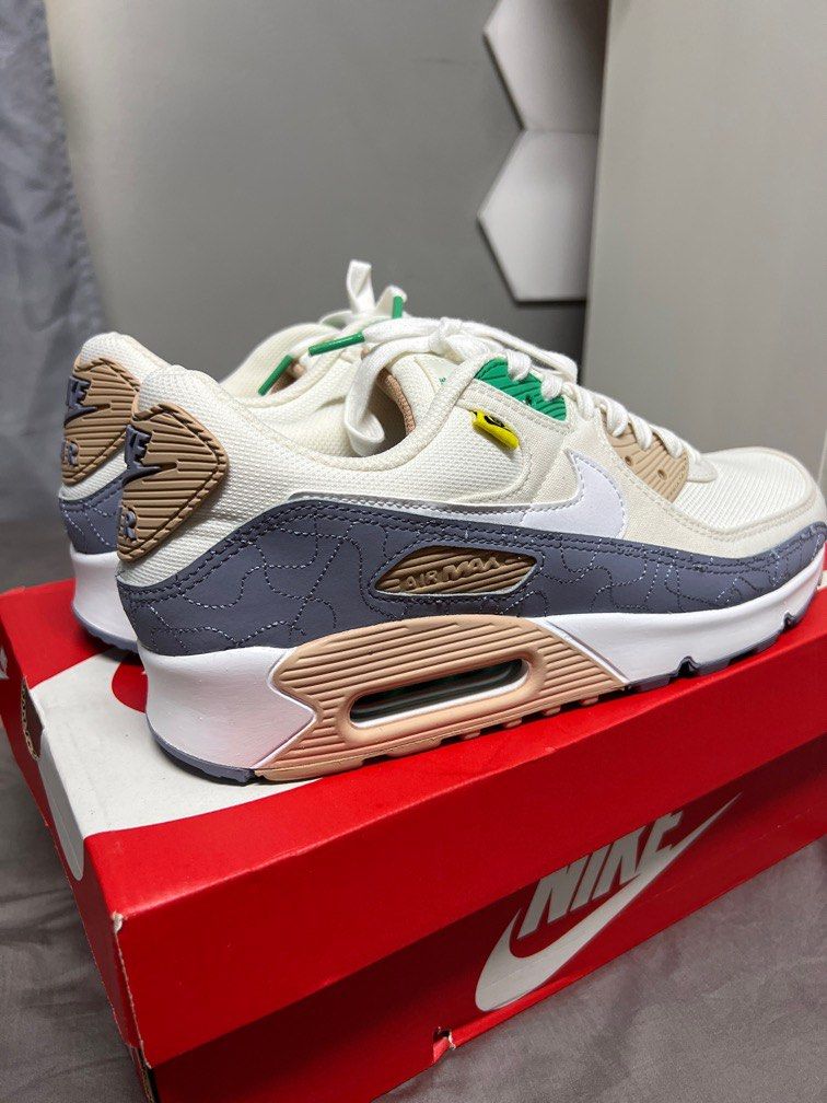 Nike Air Max 90 SE Men s Fashion Footwear Sneakers on Carousell