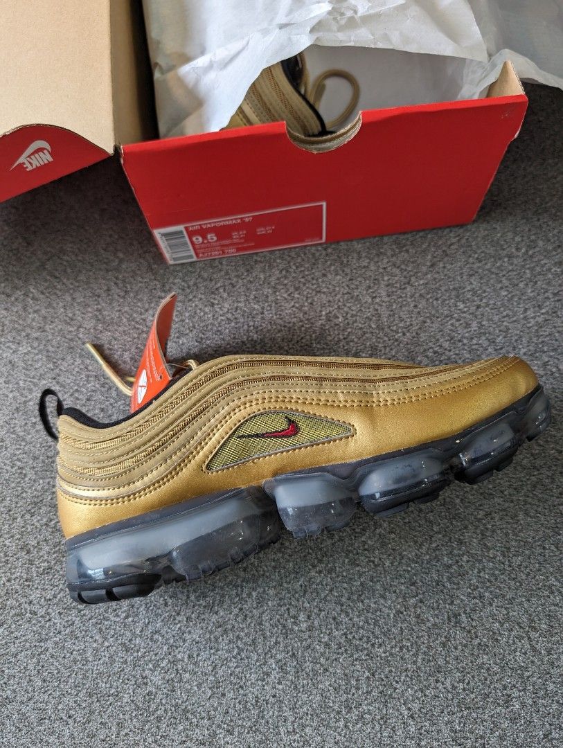 Gold online vapormax 97