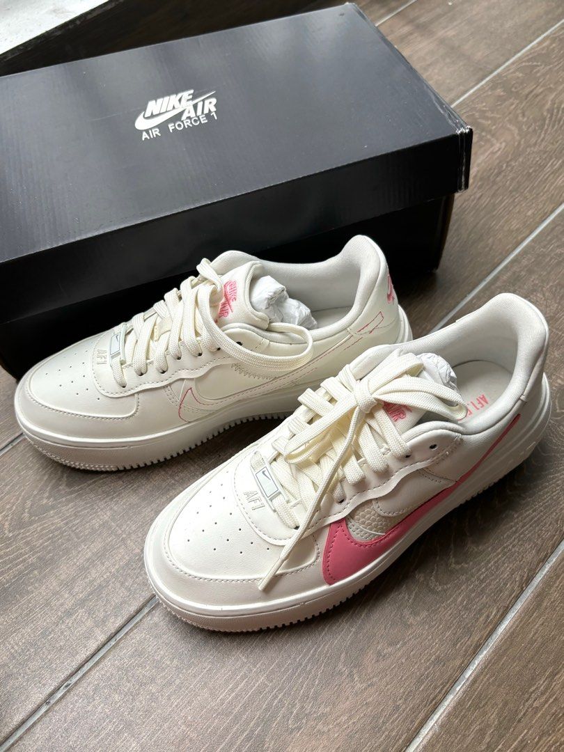 Nike women limited edition hotsell
