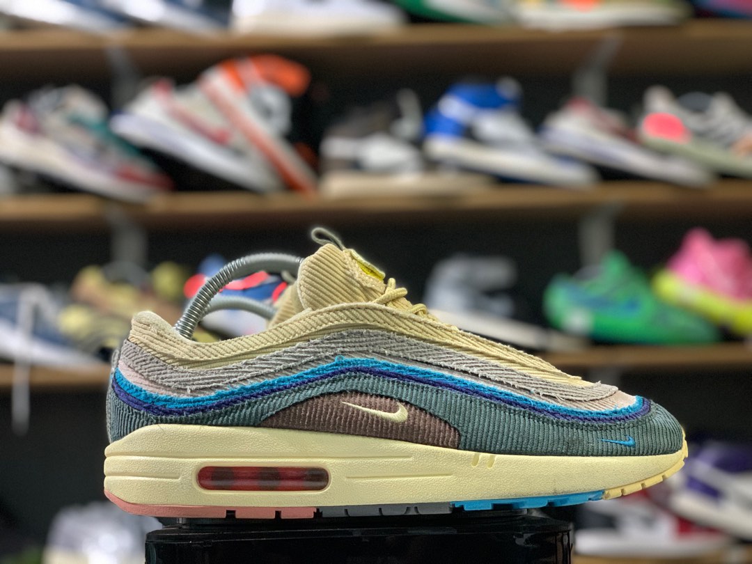 Harga retail nike sean wotherspoon store