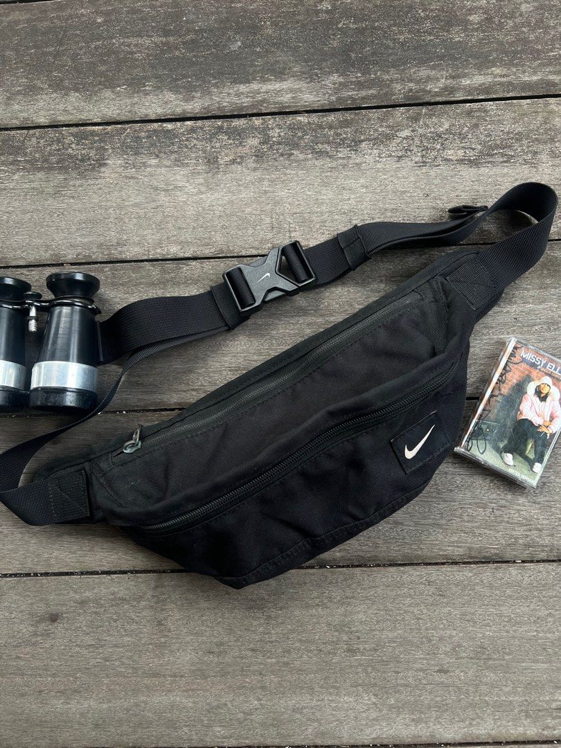 Nike pouch sales