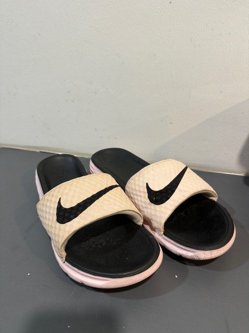mens nike sandles