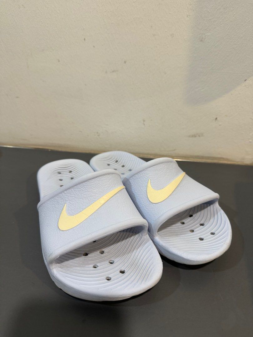 mens nike sandles
