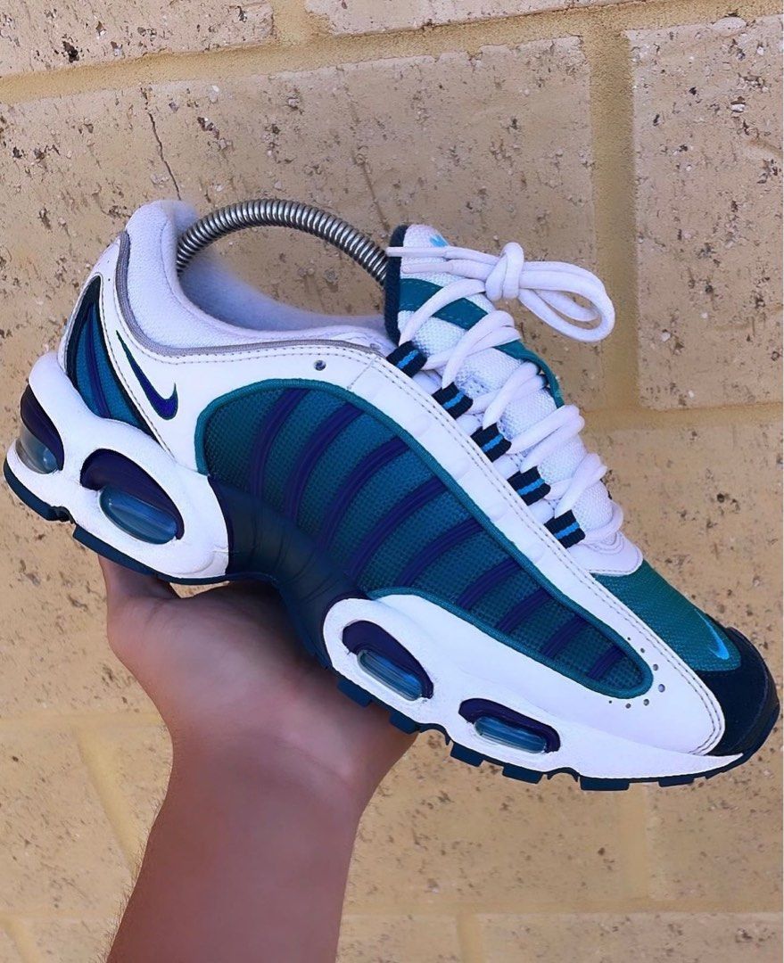 nike tailwind teal