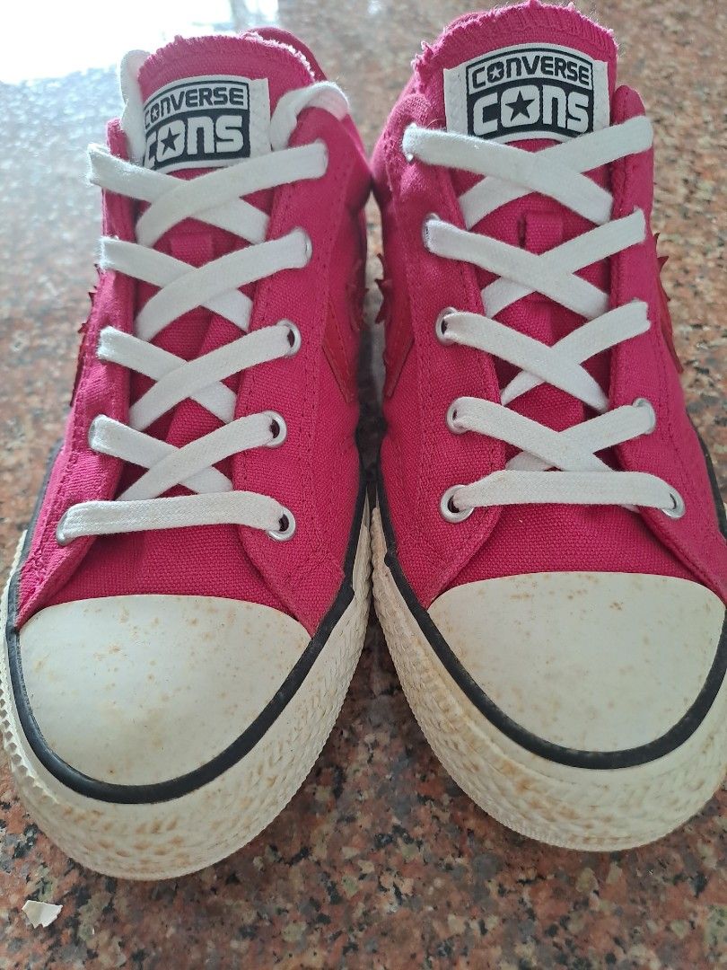 All pink new arrivals converse